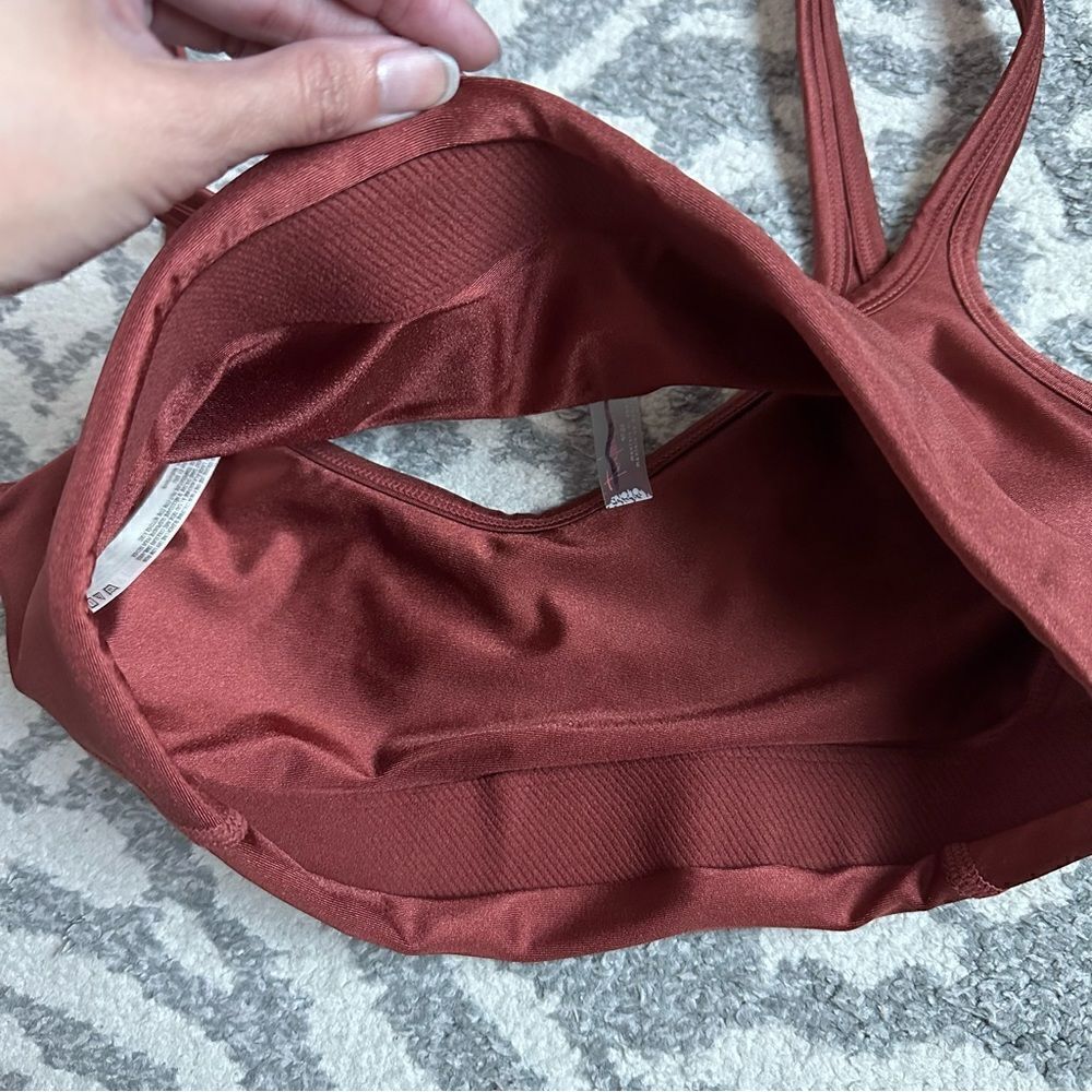 NWOT FP Movement - Free People shine halter cross back sports bra - size small - Picture 4 of 8